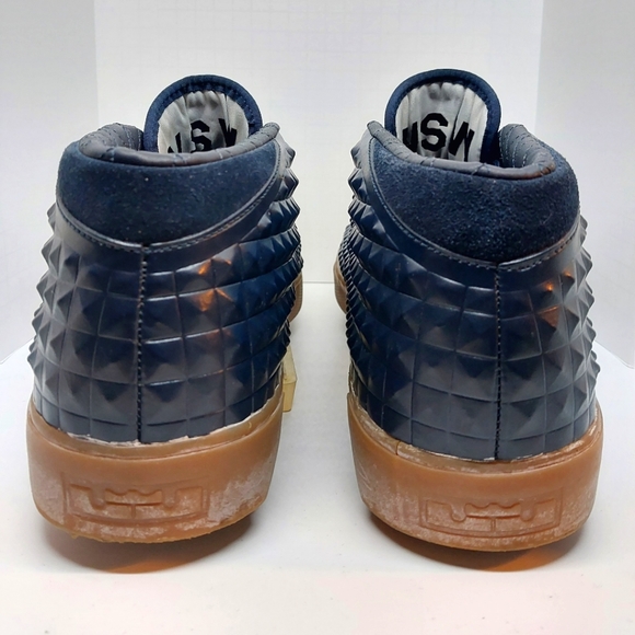 Nike Lebron 13 - Size 11 - Picture 4 of 6